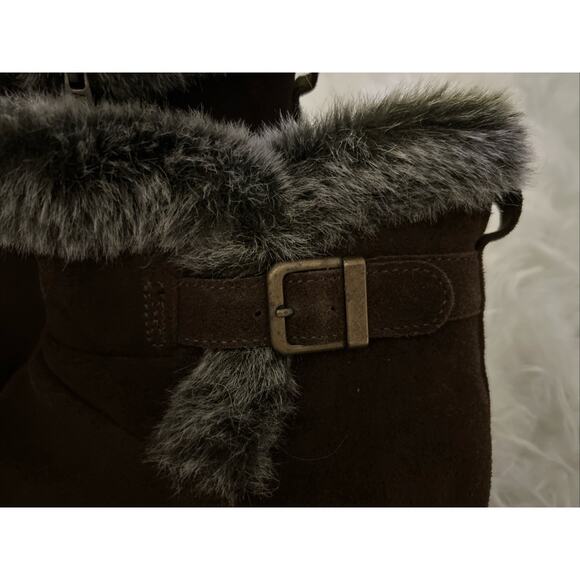 Khombu LINDSEY All Seasons Brown Suede Boots Sz 8 Water Repellent Women’s Buckle - Picture 5 of 12